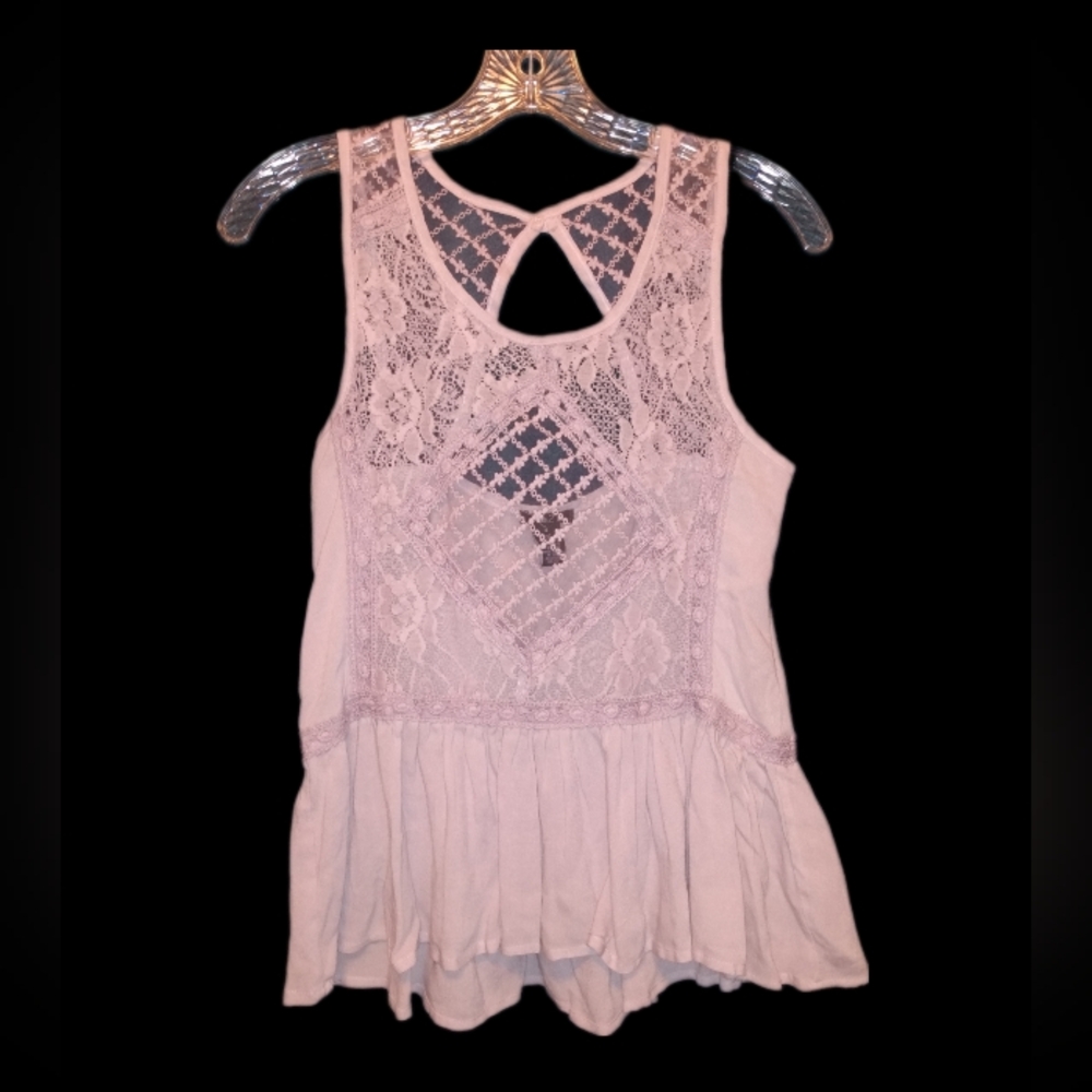 🔴 LAST CHANCE Rue21 Lavender Lace Rayon Tank Top